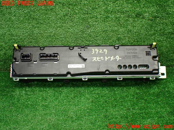 1UPJ-9239296170]アクア(AQUA)(NHP10)スピードメーター 中古_2