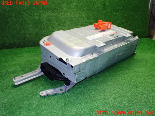 1UPJ-9239296911]アクア(AQUA)(NHP10)ハイブリッドバッテリー1 中古_3