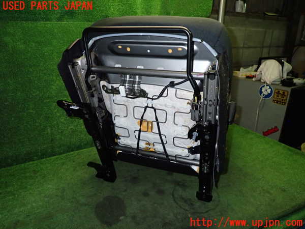 1UPJ-9239297035]アクア(AQUA)(NHP10)運転席シート 中古_5