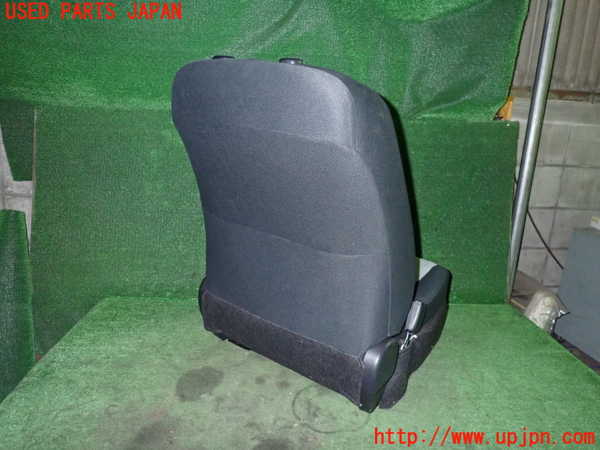 1UPJ-9239297065]アクア(AQUA)(NHP10)助手席シート 中古_4