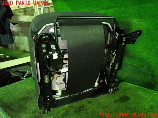 1UPJ-9239297065]アクア(AQUA)(NHP10)助手席シート 中古_5