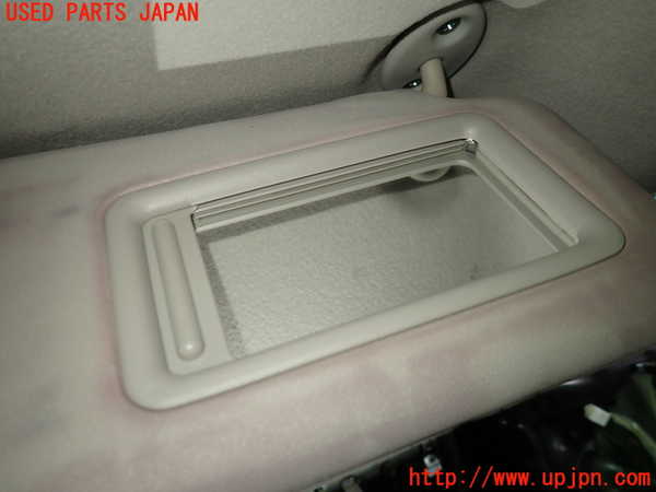 1UPJ-9239297625]アクア(AQUA)(NHP10)室内サンバイザー右側 ジャンク_3