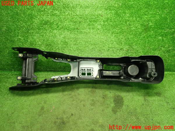 1UPJ-9239297540]アクア(AQUA)(NHP10)センターコンソール 中古_5