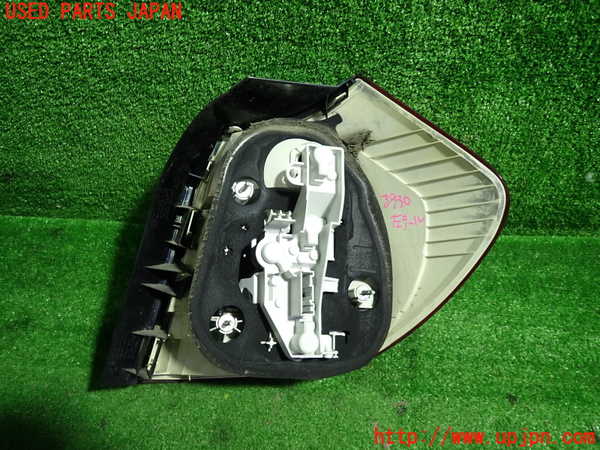1UPJ-9239301536]BMW 116i(UE16)E87左テールランプ 中古_3