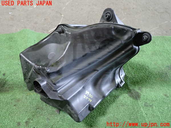 1UPJ-9239302560]BMW 116i(UE16)E87エアクリーナーボックス 中古_3