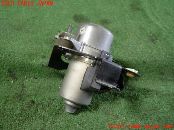 1UPJ-9239302580]BMW 116i(UE16)E87バキュームポンプ 中古_3