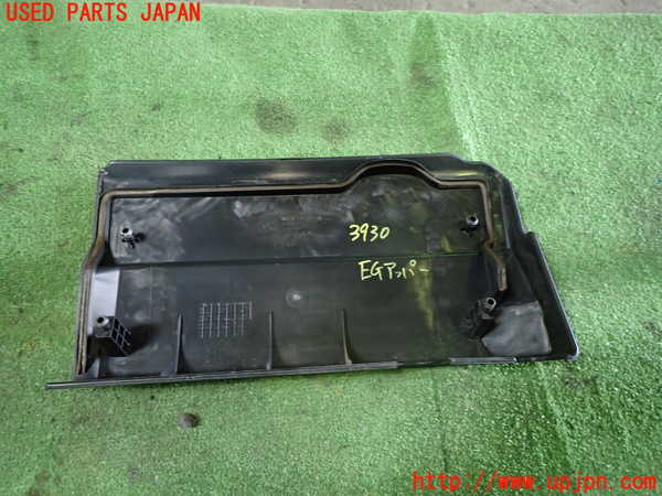 1UPJ-9239302160]BMW 116i(UE16)E87エンジンアッパーカバー 中古_2