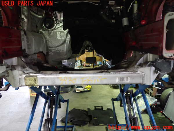 1UPJ-9239305285]BMW 116i(UE16)E87フロントメンバー 中古_2