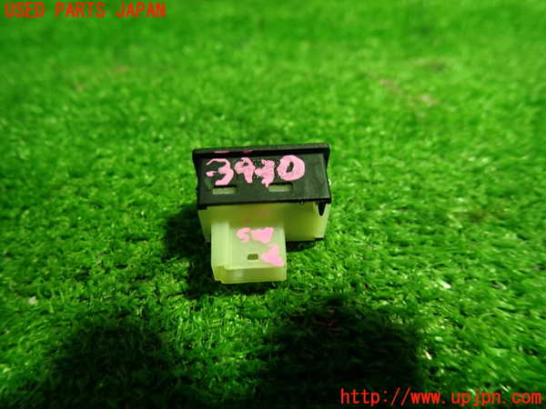 1UPJ-9239306307]BMW 116i(UE16)E87スイッチ2 トランク 中古_2