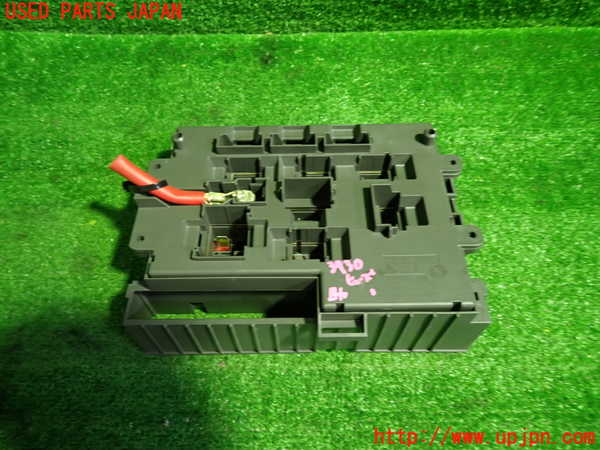 1UPJ-9239306741]BMW 116i(UE16)E87ヒューズボックス1 中古_3