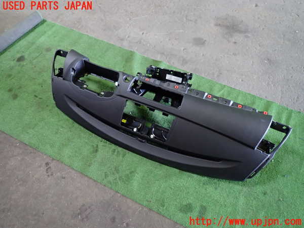 1UPJ-9239307505]BMW 116i(UE16)E87ダッシュボード 中古_2