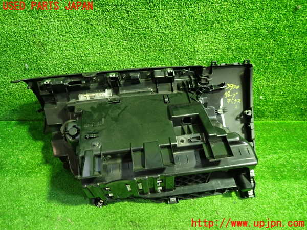 1UPJ-9239307516]BMW 116i(UE16)E87グローブボックス1 中古_4