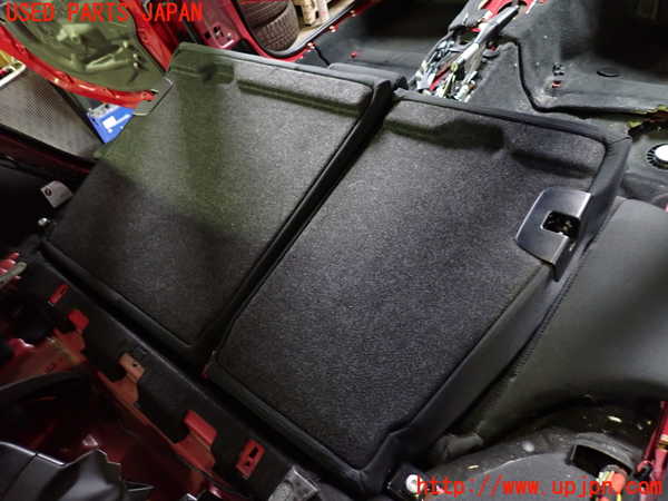 1UPJ-9239307385]BMW 116i(UE16)E87リアシート 中古_4