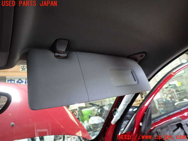 1UPJ-9239307625]BMW 116i(UE16)E87室内サンバイザー右側 中古_2