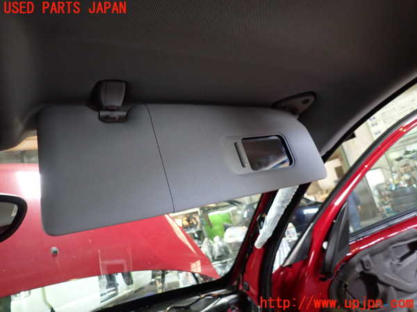 1UPJ-9239307625]BMW 116i(UE16)E87室内サンバイザー右側 中古_3