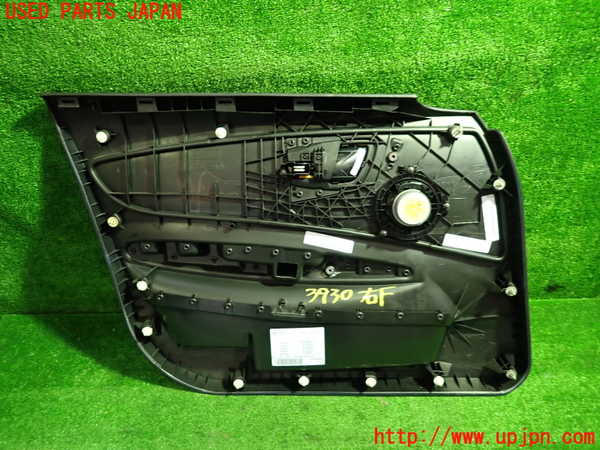 1UPJ-9239301234]BMW 116i(UE16)E87右前ドア内張り 中古_3