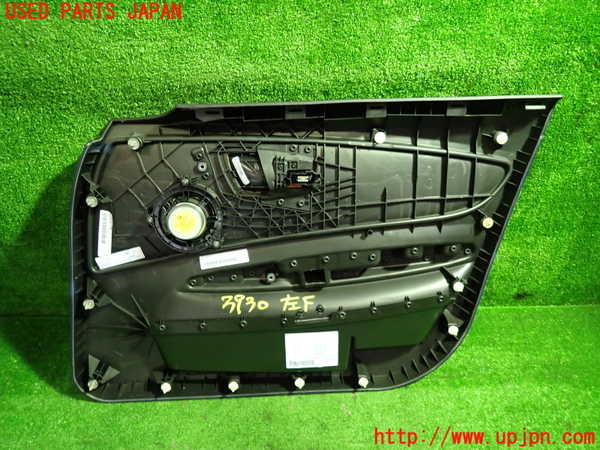 1UPJ-9239301264]BMW 116i(UE16)E87左前ドア内張り 中古_3