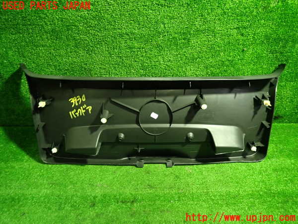 1UPJ-9239301578]BMW 116i(UE16)E87バックドア内張り 中古_2