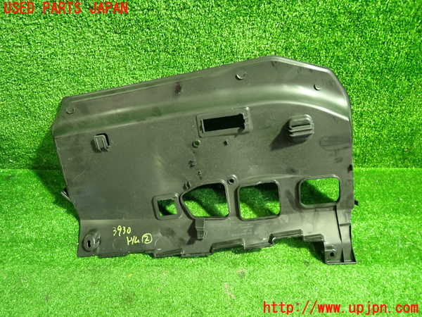 1UPJ-9239307692]BMW 116i(UE16)E87内装トリム類2 中古_2