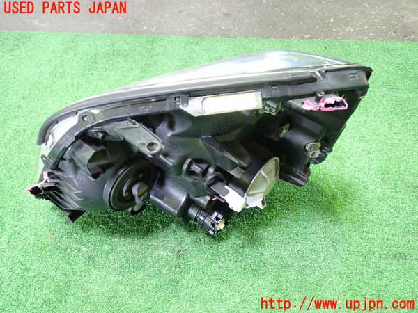 1UPJ-9239311130]ヴォクシー(ノア)(AZR60G)右ヘッドライト HID ジャンク_2