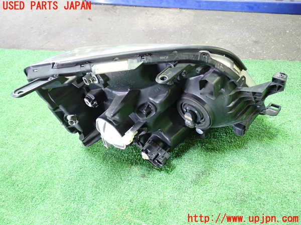 1UPJ-9239311132]ヴォクシー(ノア)(AZR60G)左ヘッドライト HID 中古_2