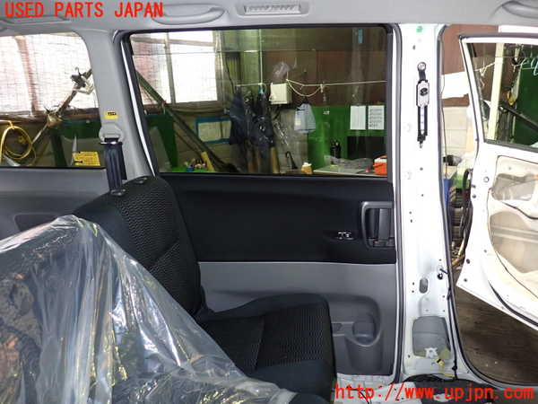 1UPJ-9239311320]ヴォクシー(ノア)(AZR60G)左後ドア 中古 NSG M3Q8_5