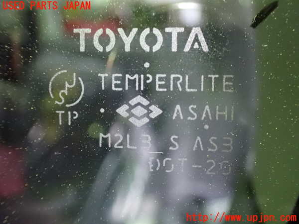 1UPJ-9239311382]ヴォクシー(ノア)(AZR60G)左クォーターガラス 中古 ASAHI M2L3_2