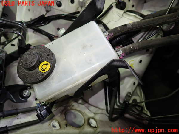 1UPJ-9239314050]ヴォクシー(ノア)(AZR60G)ブレーキマスターシリンダー 中古_2