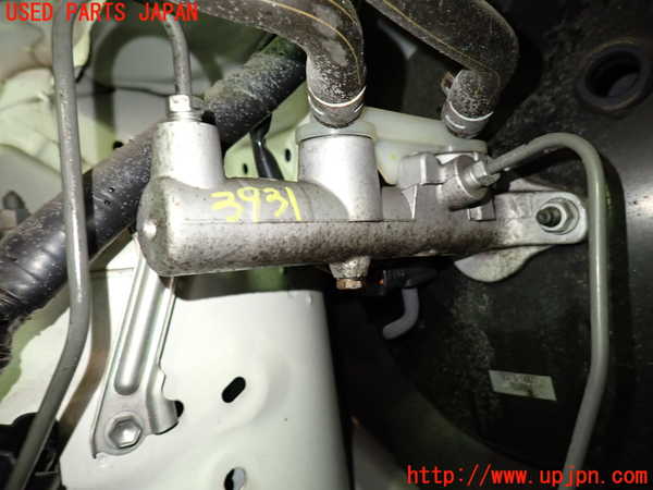 1UPJ-9239314050]ヴォクシー(ノア)(AZR60G)ブレーキマスターシリンダー 中古_3