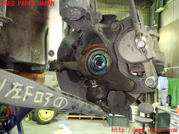 1UPJ-9239314295]ヴォクシー(ノア)(AZR60G)左フロントナックルハブ 中古_2