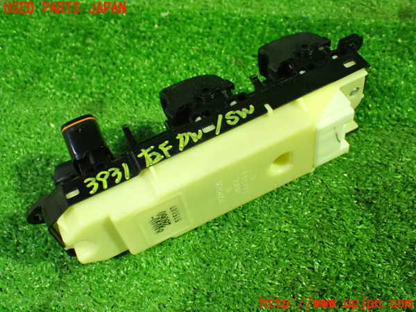 1UPJ-9239316240]ヴォクシー(ノア)(AZR60G)右前パワーウィンドウスイッチ 中古_2