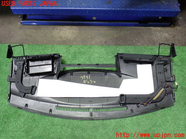 1UPJ-9239317505]ヴォクシー(ノア)(AZR60G)ダッシュボード 中古_4