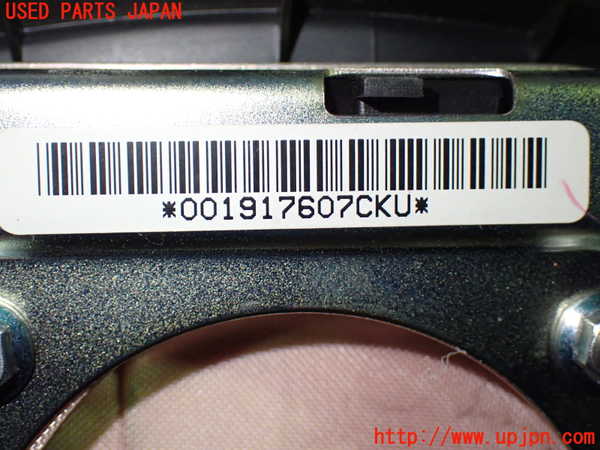 1UPJ-9239317865]ヴォクシー(ノア)(AZR60G)運転席側エアバッグカバー 中古_3