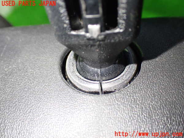 1UPJ-9239317615]ヴォクシー(ノア)(AZR60G)ルームミラー 中古_3