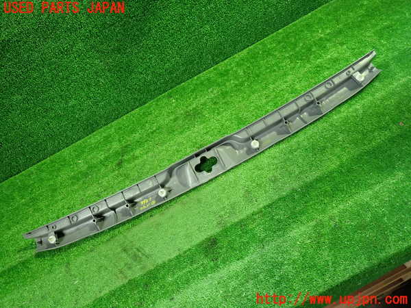 1UPJ-9239317772]ヴォクシー(ノア)(AZR60G)ラゲッジトレイ2 中古_2