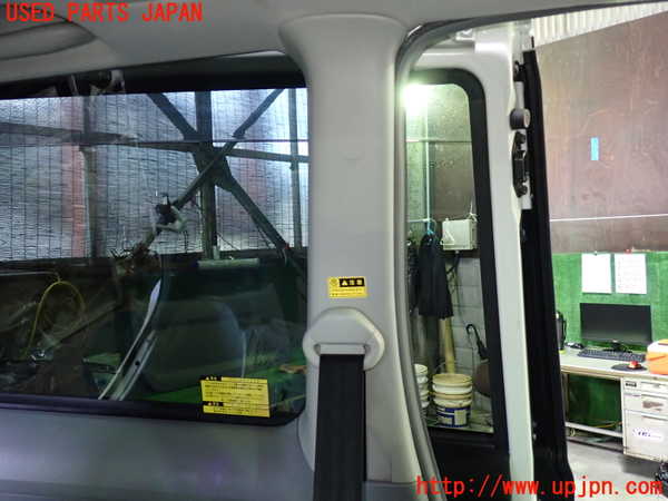 1UPJ-9239317680]ヴォクシー(ノア)(AZR60G)左リアピラートリム 中古_2