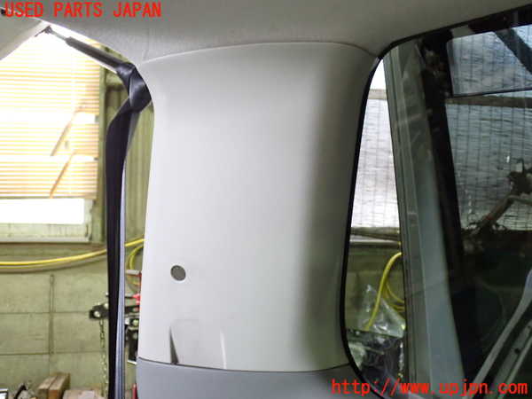 1UPJ-9239317680]ヴォクシー(ノア)(AZR60G)左リアピラートリム 中古_3