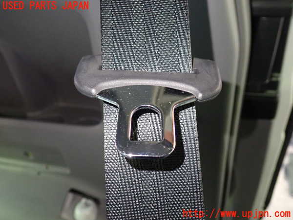 1UPJ-9239317185]ヴォクシー(ノア)(AZR60G)左2列目シートベルト 中古_2