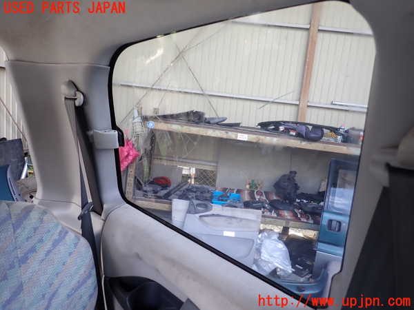 1UPJ-9239321382]デリカ スペースギア(PD6W)左クォーターガラス ASAHI M214 中古_2