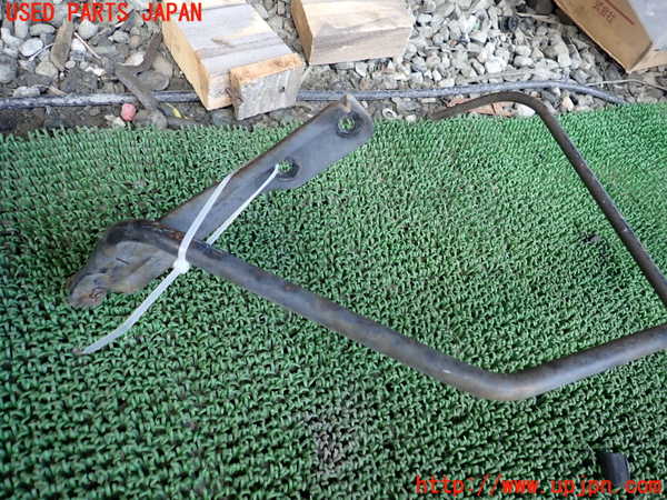 1UPJ-9239321700]デリカ スペースギア(PD6W)スペアタイヤキャリア 中古_2