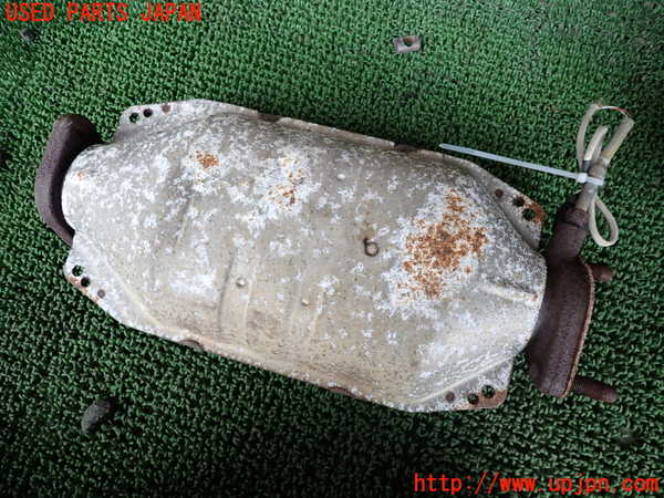 1UPJ-9239322661]デリカ スペースギア(PD6W)触媒1 中古_2