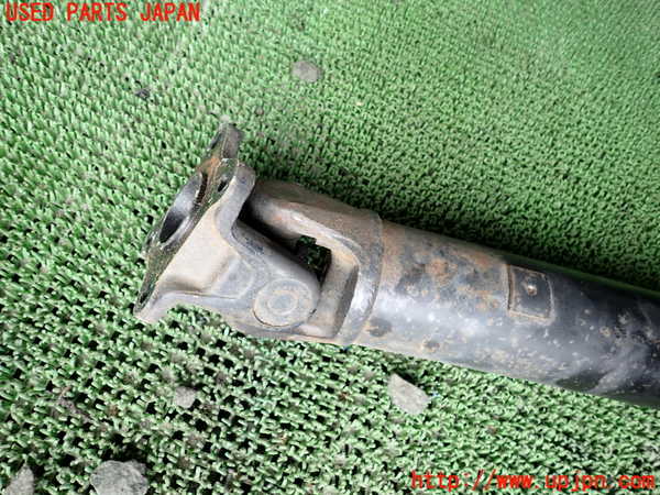 1UPJ-9239323410]デリカ スペースギア(PD6W)リアプロペラシャフト 中古_3