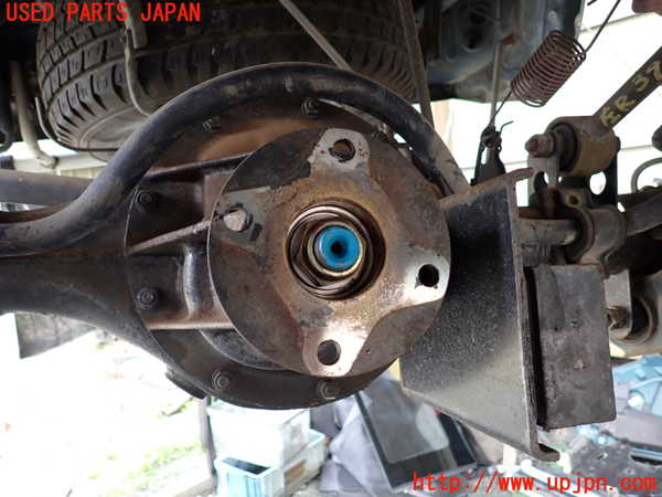 1UPJ-9239324400]デリカ スペースギア(PD6W)リアデフホーシング 中古_4