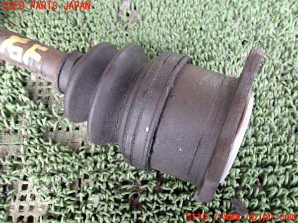 1UPJ-9239324010]デリカ スペースギア(PD6W)右フロントドライブシャフト 中古_3