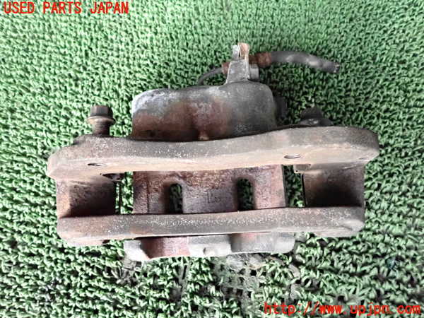 1UPJ-9239324085]デリカ スペースギア(PD6W)左フロントキャリパー 中古_2