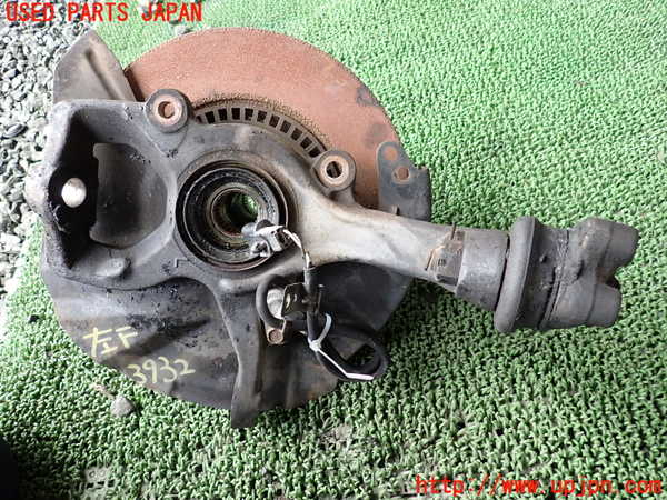 1UPJ-9239324295]デリカ スペースギア(PD6W)左フロントナックルハブ 中古_2