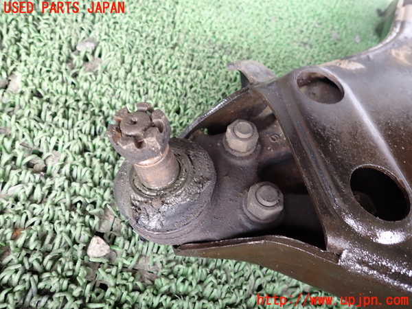 1UPJ-9239325176]デリカ スペースギア(PD6W)右フロントロアアーム1 中古_3