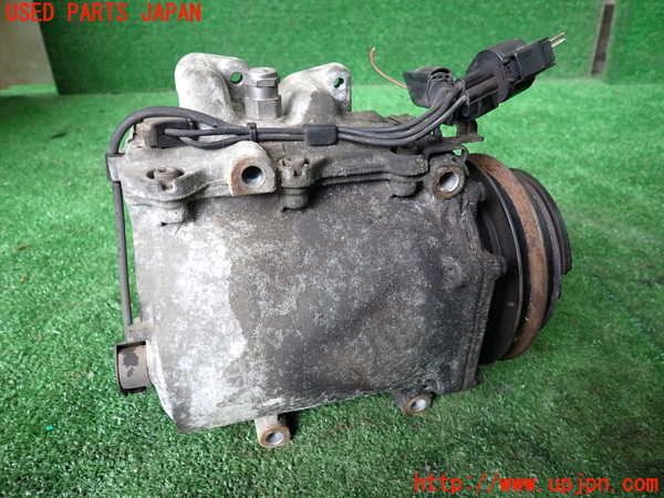 1UPJ-9239326025]デリカ スペースギア(PD6W)エアコンコンプレッサー 中古_2