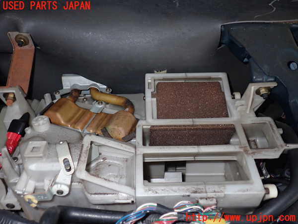 1UPJ-9239326100]デリカ スペースギア(PD6W)ヒーターコア 中古_2