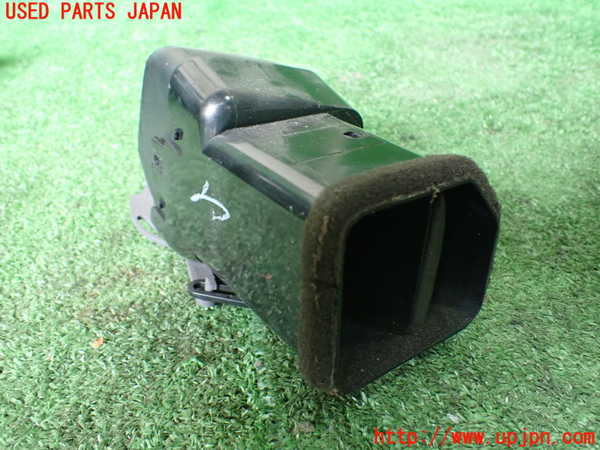 1UPJ-9239327526]デリカ スペースギア(PD6W)エアコン吹き出し口1 (真中) 中古_2